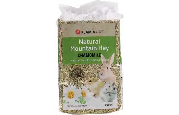 Mountain hay with chamomile for small animals