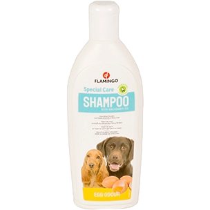 Dog shampoo with egg extract and macadamia oil