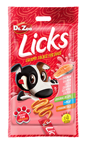 Dr. Zoo Licks salmon dog treats, pack of 4 × 15 g