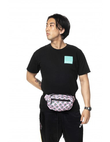 Crossbody dog treat bag FuzzYard LL Cool Jaws