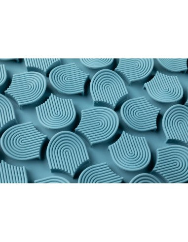 Dog lick mat FuzzYard Life Hide & Treat French Blue