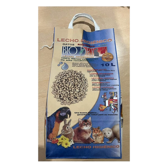 Wood pellet bedding for small animals, 10 litres