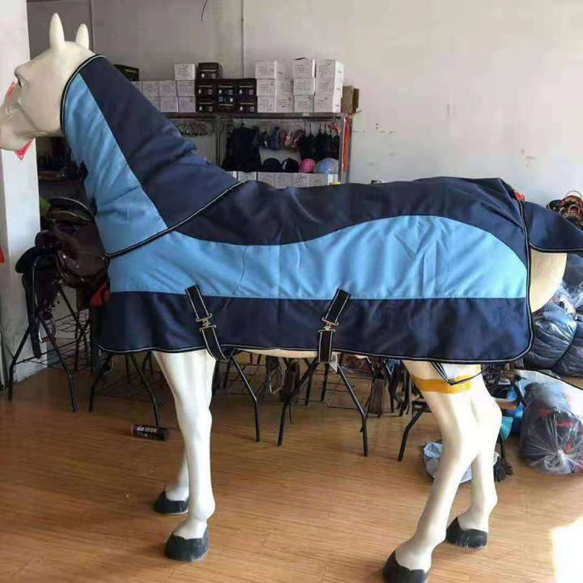 Waterproof winter horse rug, 3 colours – view 4