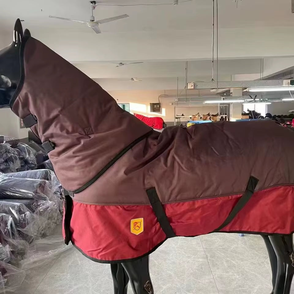 Waterproof winter horse rug with neck cover – view 2
