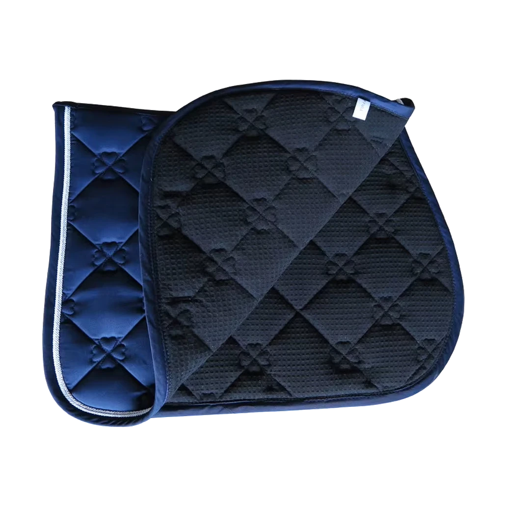 Sweat-absorbing inner lining of the jumping saddle pad